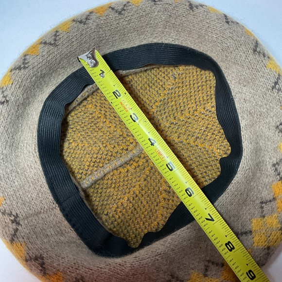 Tan and Yellow Plaid Beret - Picture 4 of 4